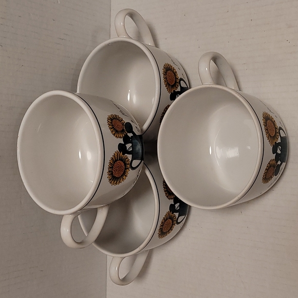 Set of 4 Flowers in Bloom Mugs / Soup Bowls - Picture 3 of 16